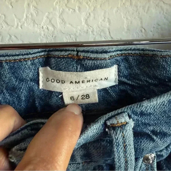 Good‎ American Women’s Straight Leg Distressed High Rise Jeans 6/28 GCSREFW386 - Picture 8 of 11